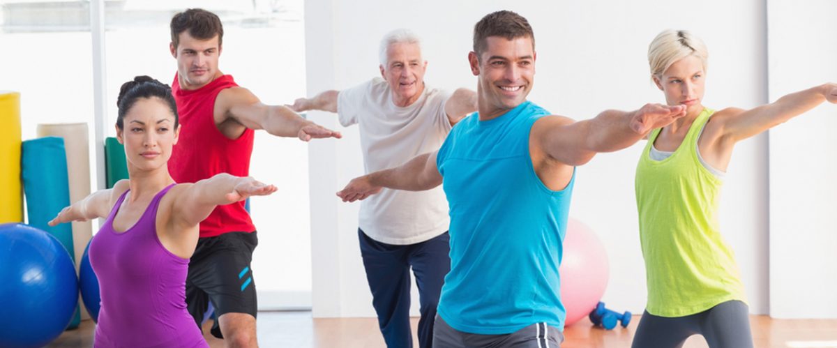 personas haciendo ejercicio